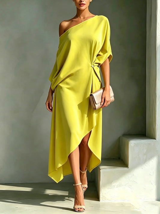 Camille | Robe Asymétrique Élégante