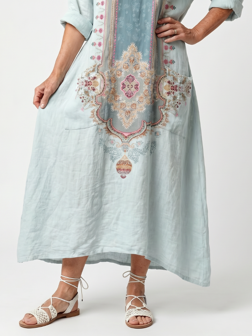 Robe Midi Brodée à Poches Claire