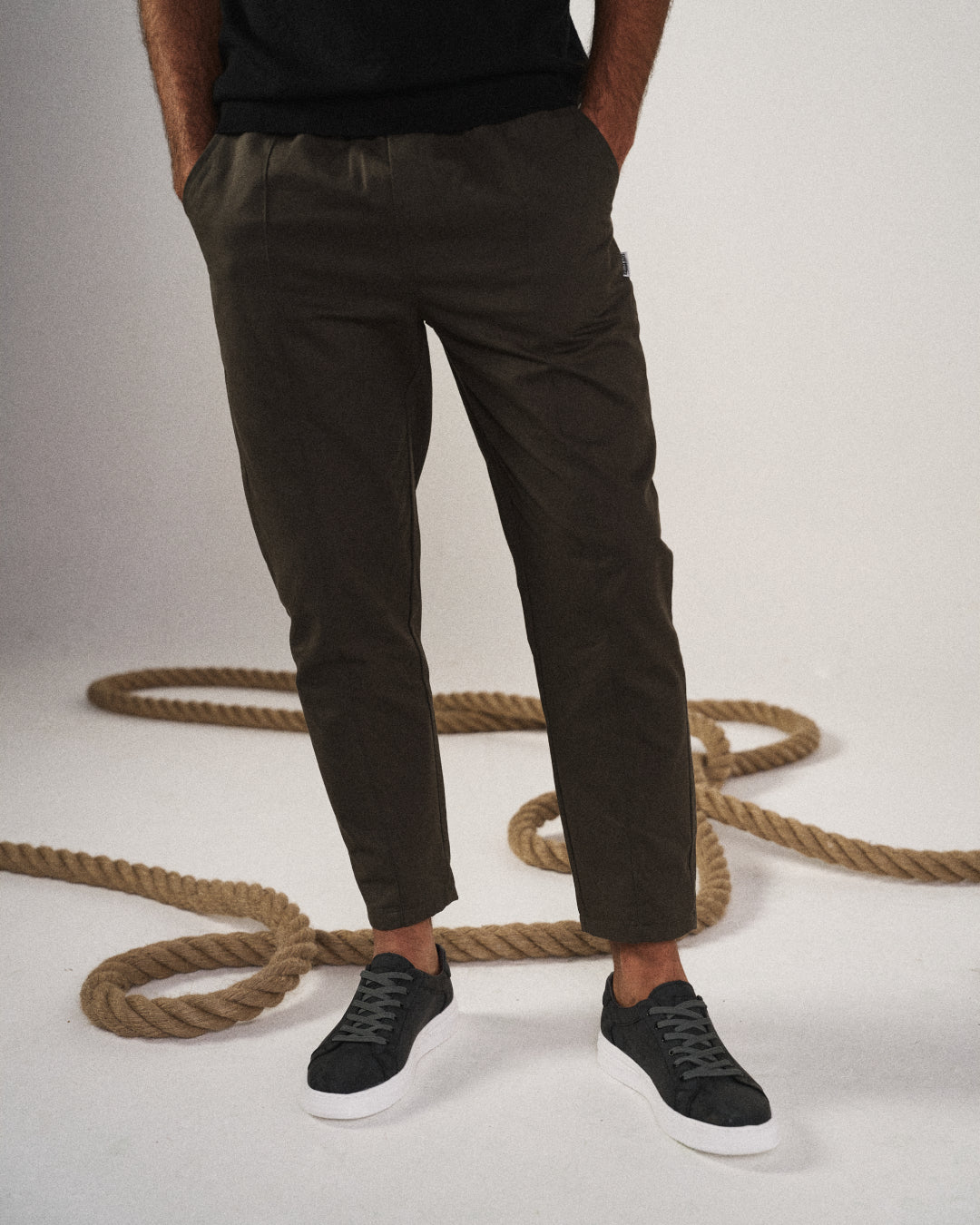 POUR LES PANTALONS DE JOGGING FUSELÉS