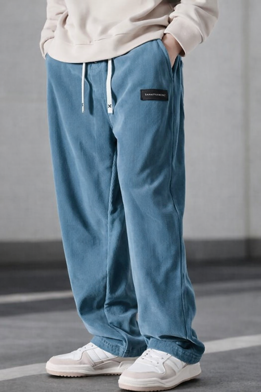 PANTALON ÉLÉGANT EN VELOURS CÔTELÉ